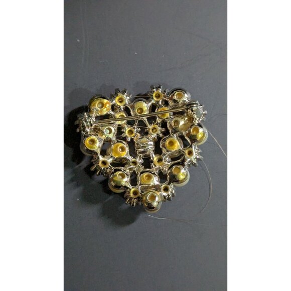 Vintage Faux Pearl  and Auroraborealis Rhinestone floral  Brooch Pin Jewelry - Picture 3 of 5